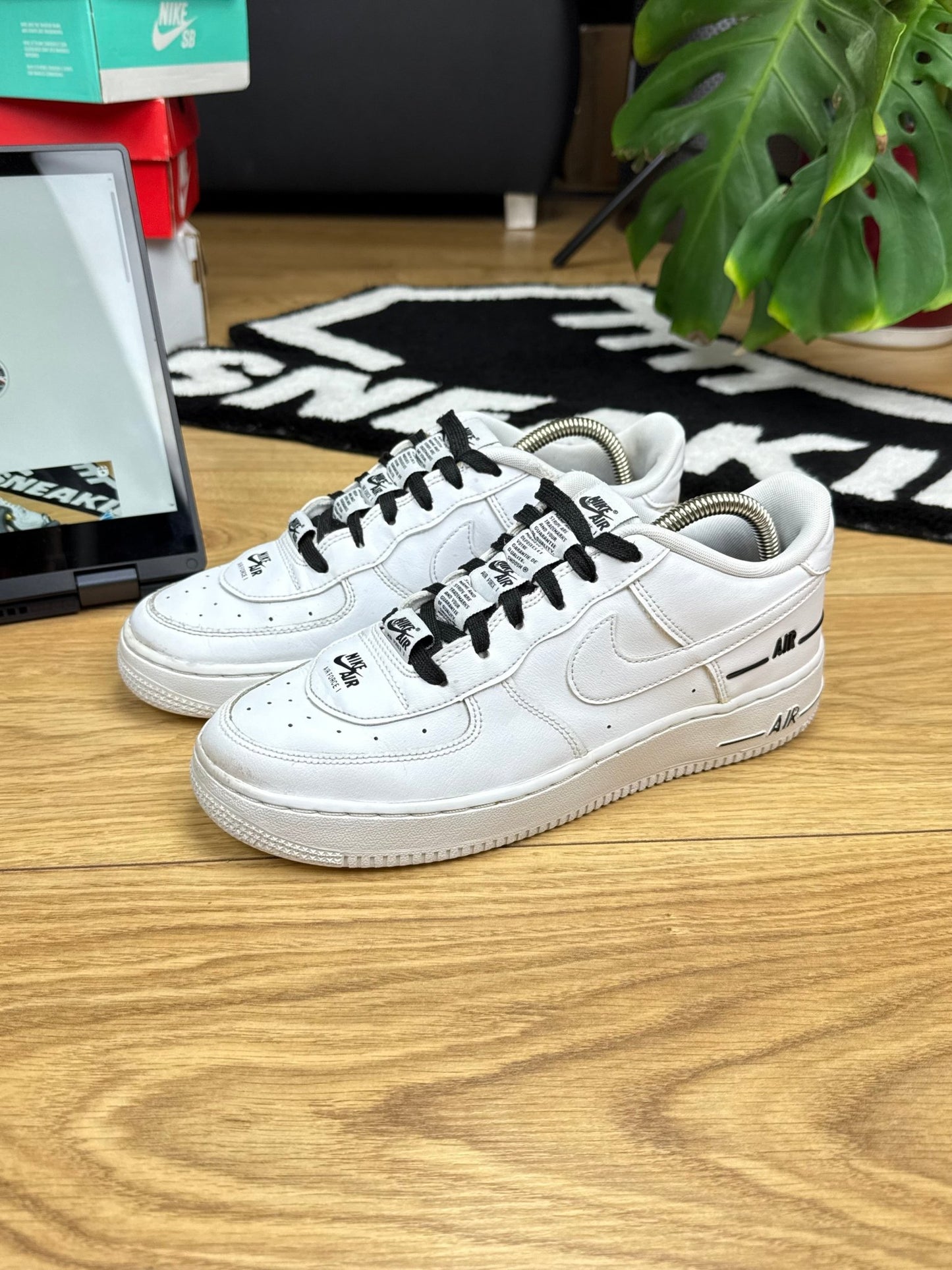 Nike Air Force 1 Low (40)