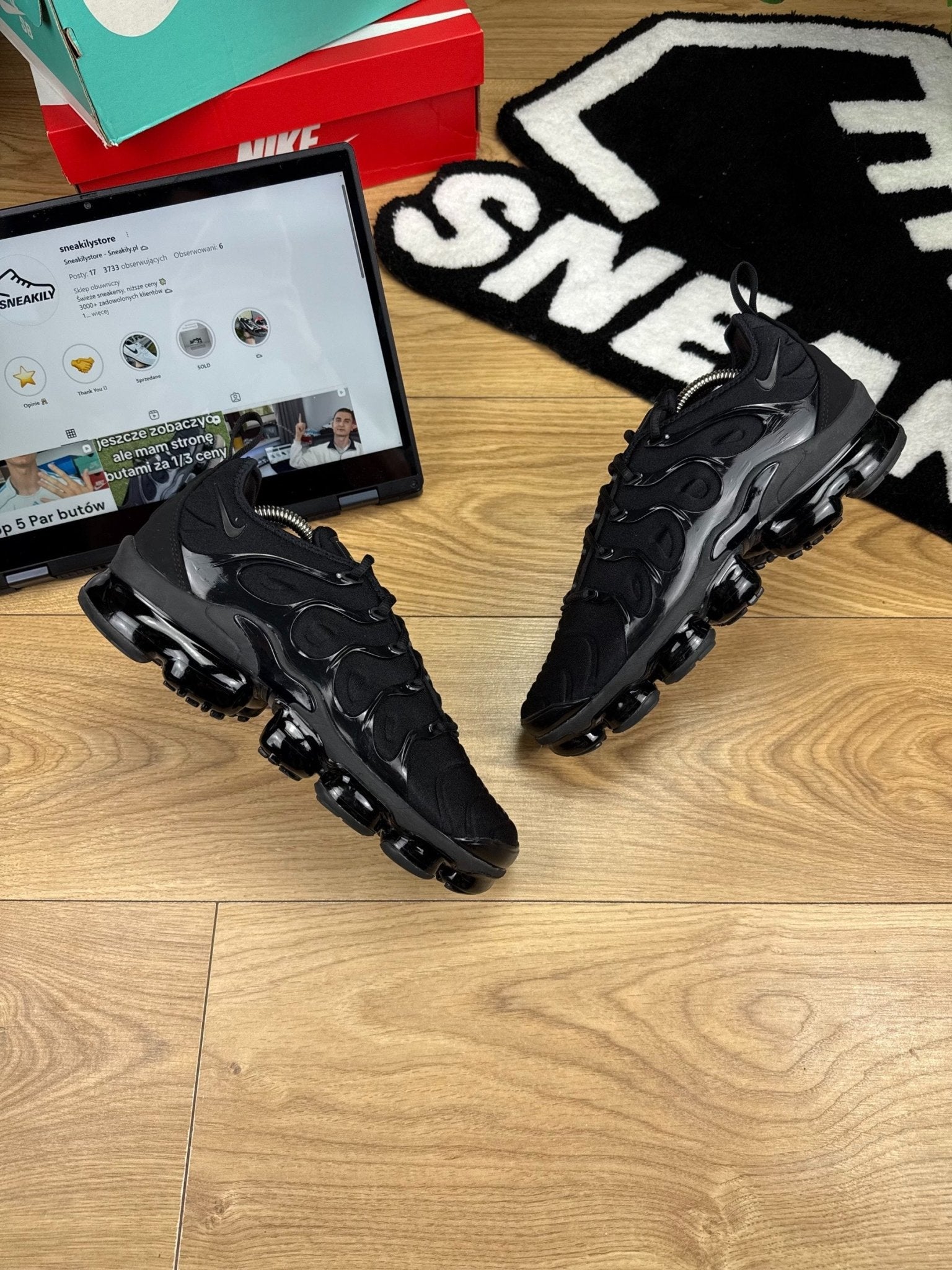 Nike Air Vapormax Plus (42) - sneakilystore