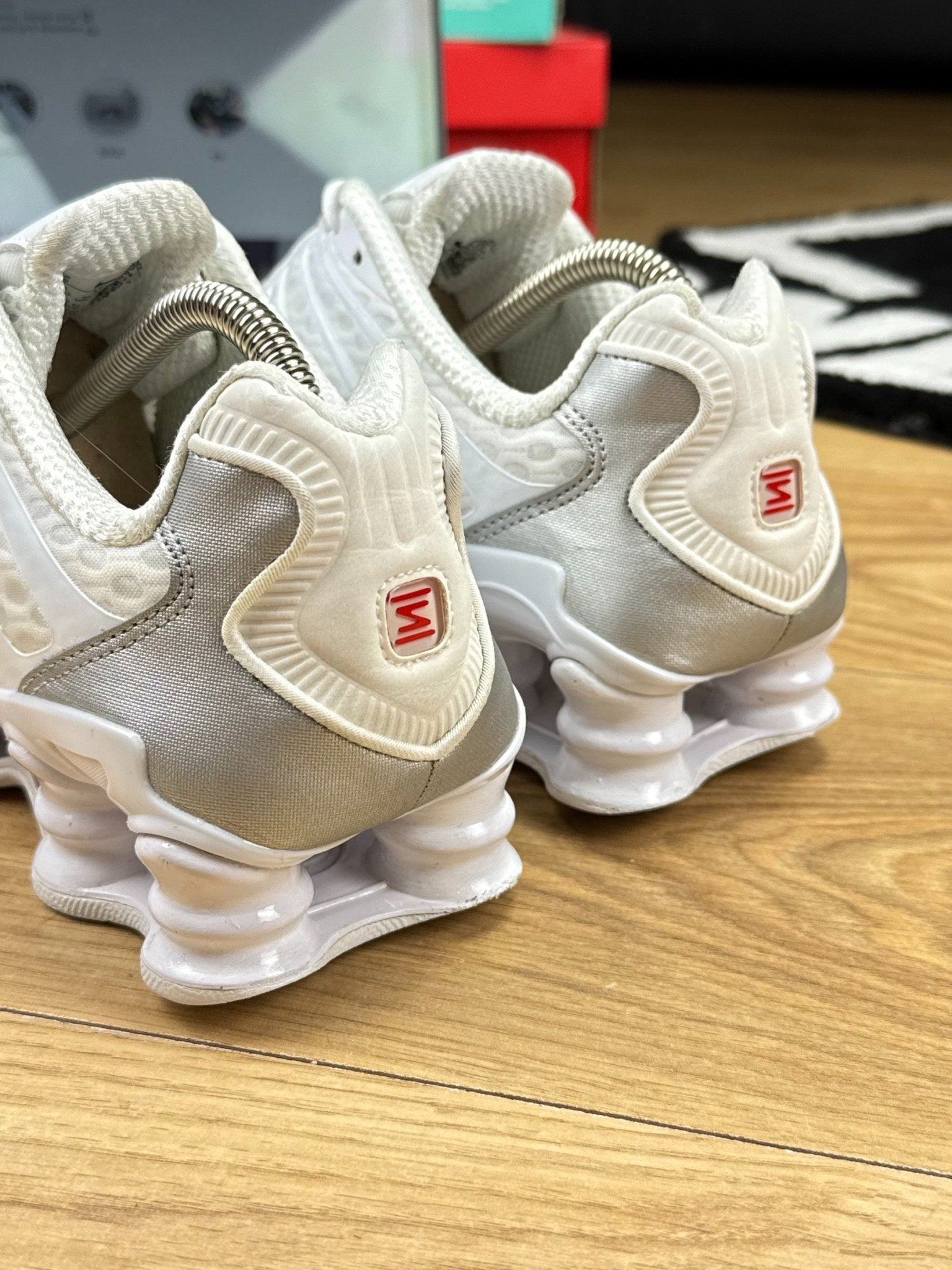 Nike Shox TL (40) - sneakilystore