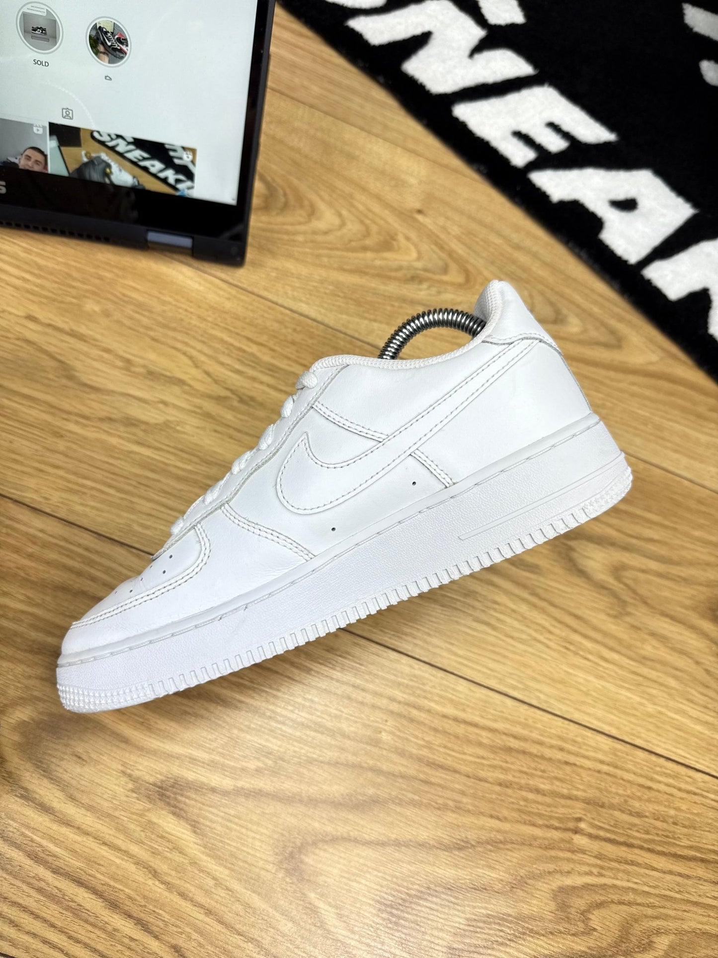Nike Air Force 1 Low (40)