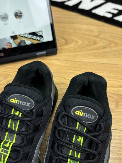 Nike Air Max 95 (42.5)