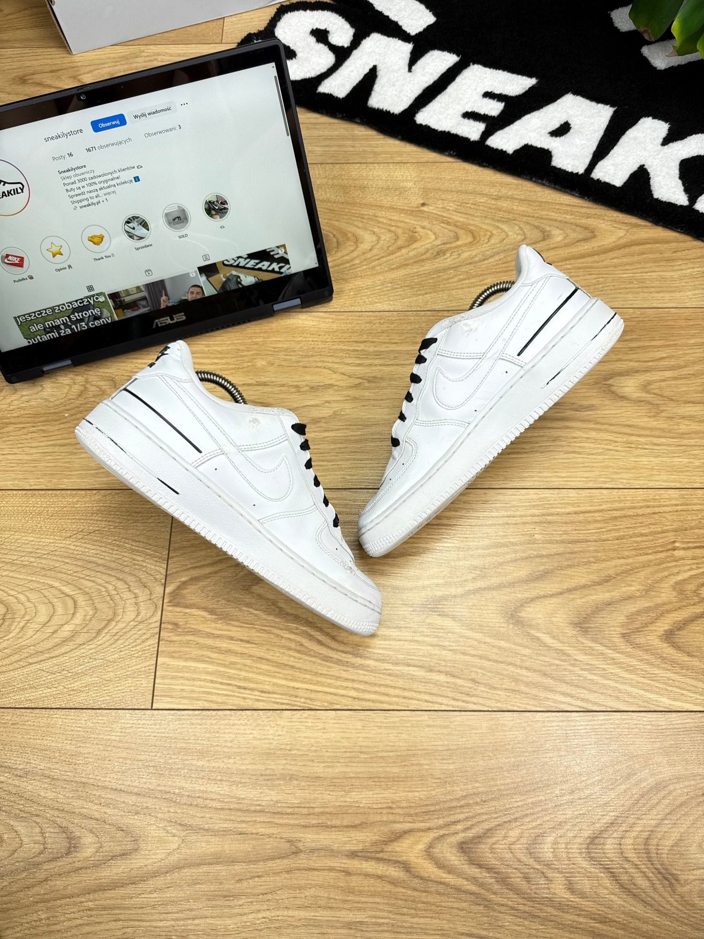 Nike Air Force 1 Low (40)