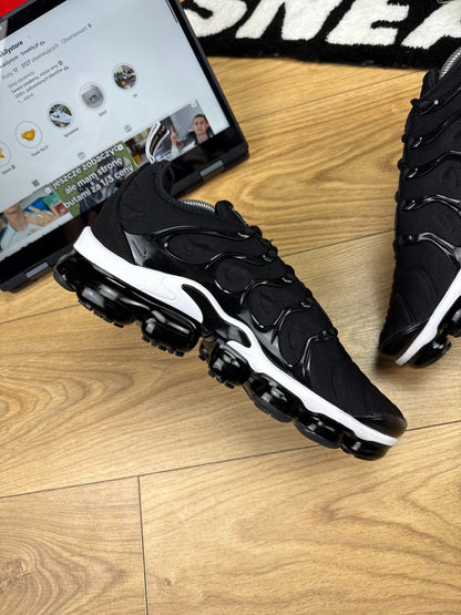Nike Air Vapormax Plus (44)