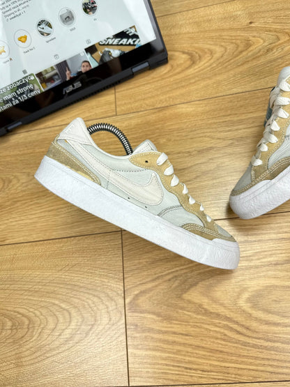 Nike SB Pogo Premium (37.5)