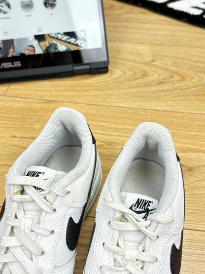 Nike Air Force 1 Low (38.5)