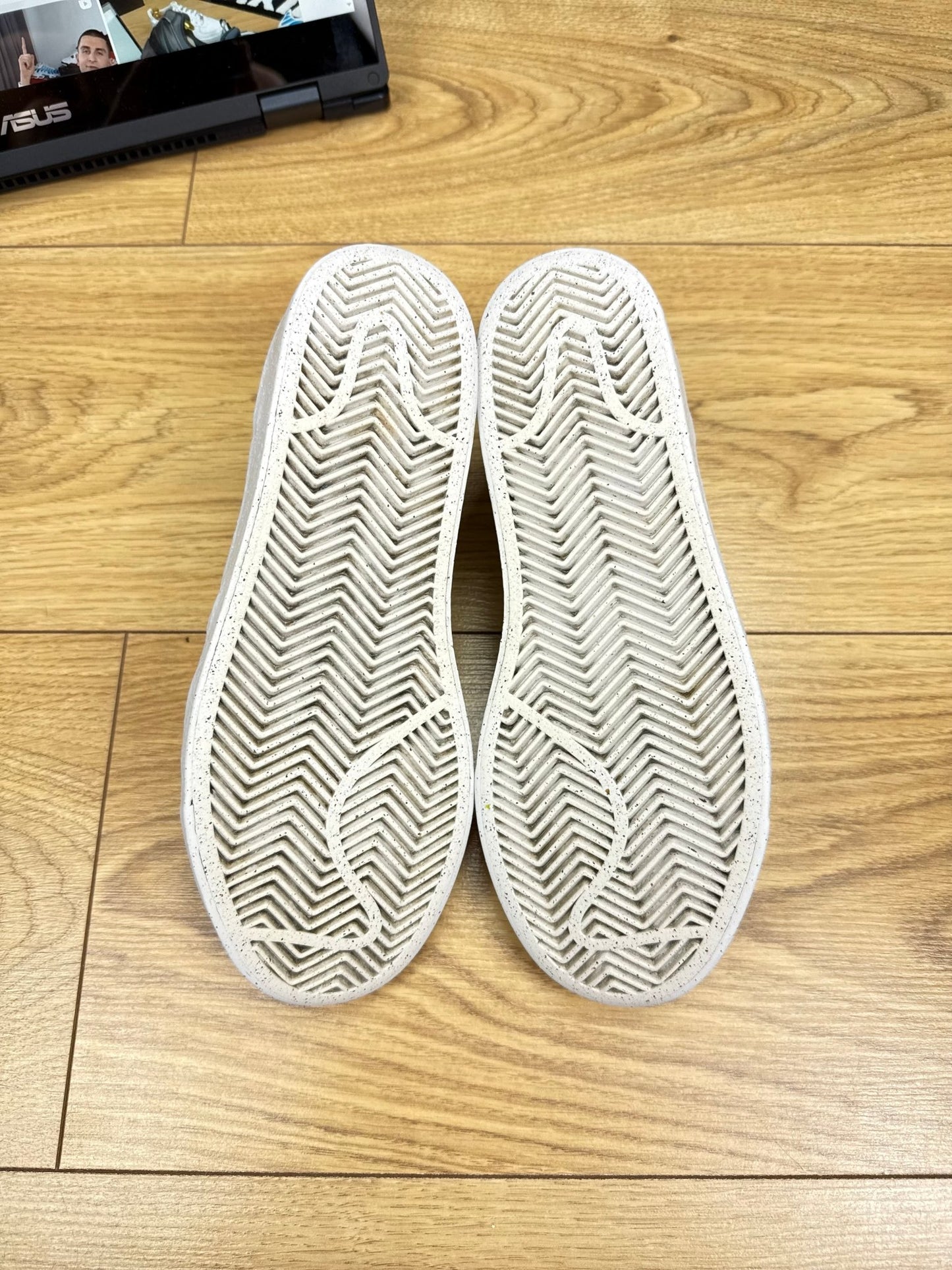 Nike SB Pogo Premium (37.5)