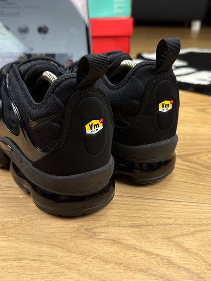Nike Air Vapormax Plus (42) - sneakilystore
