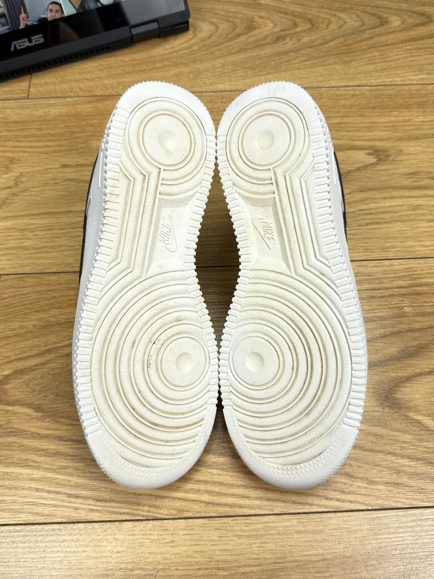 Nike Air Force 1 Low (38.5)