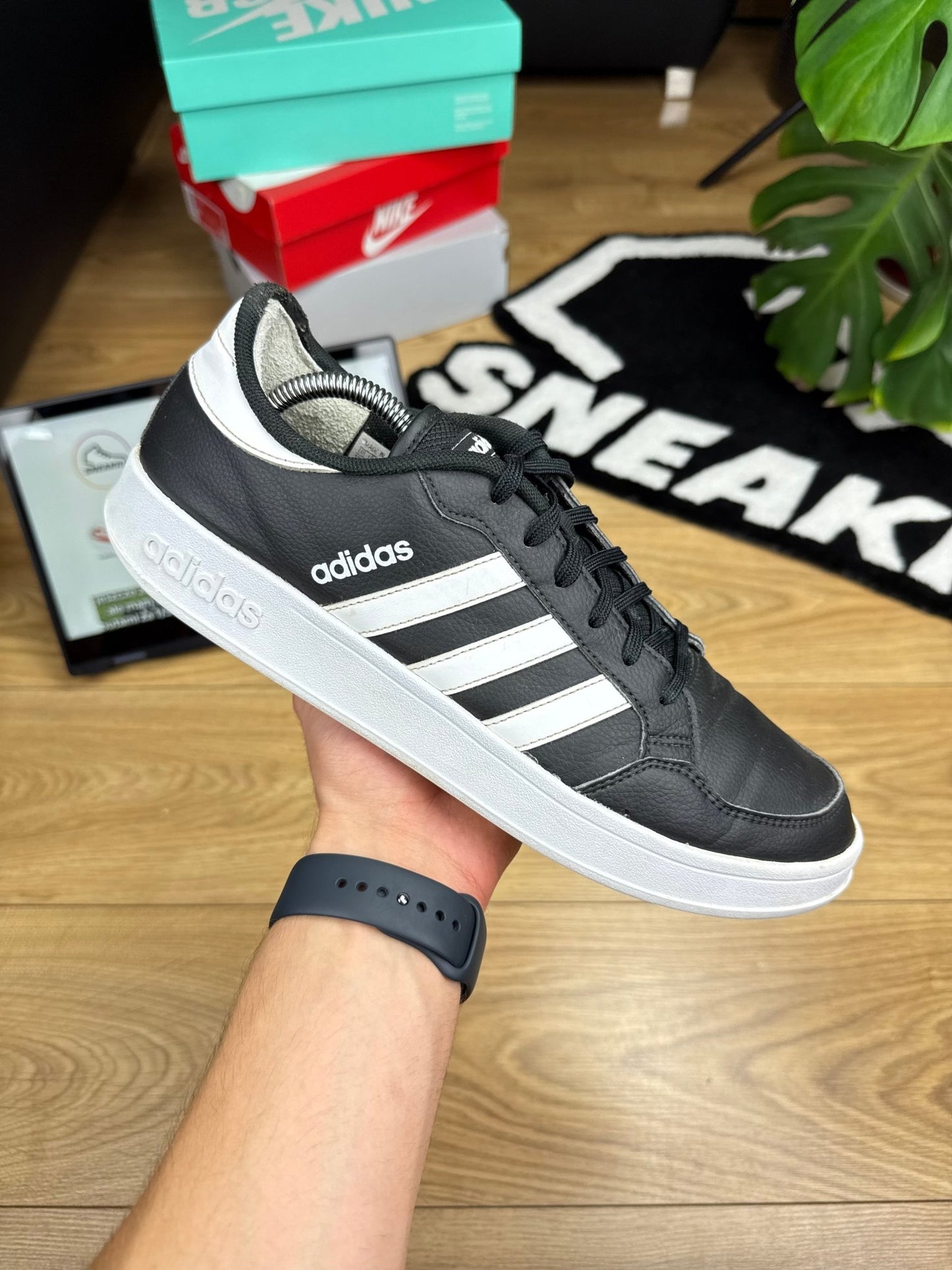 Adidas Breaknet (46)