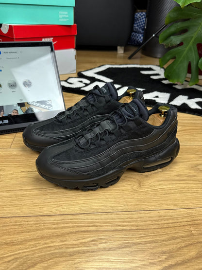 Nike Air Max 95 (44.5)