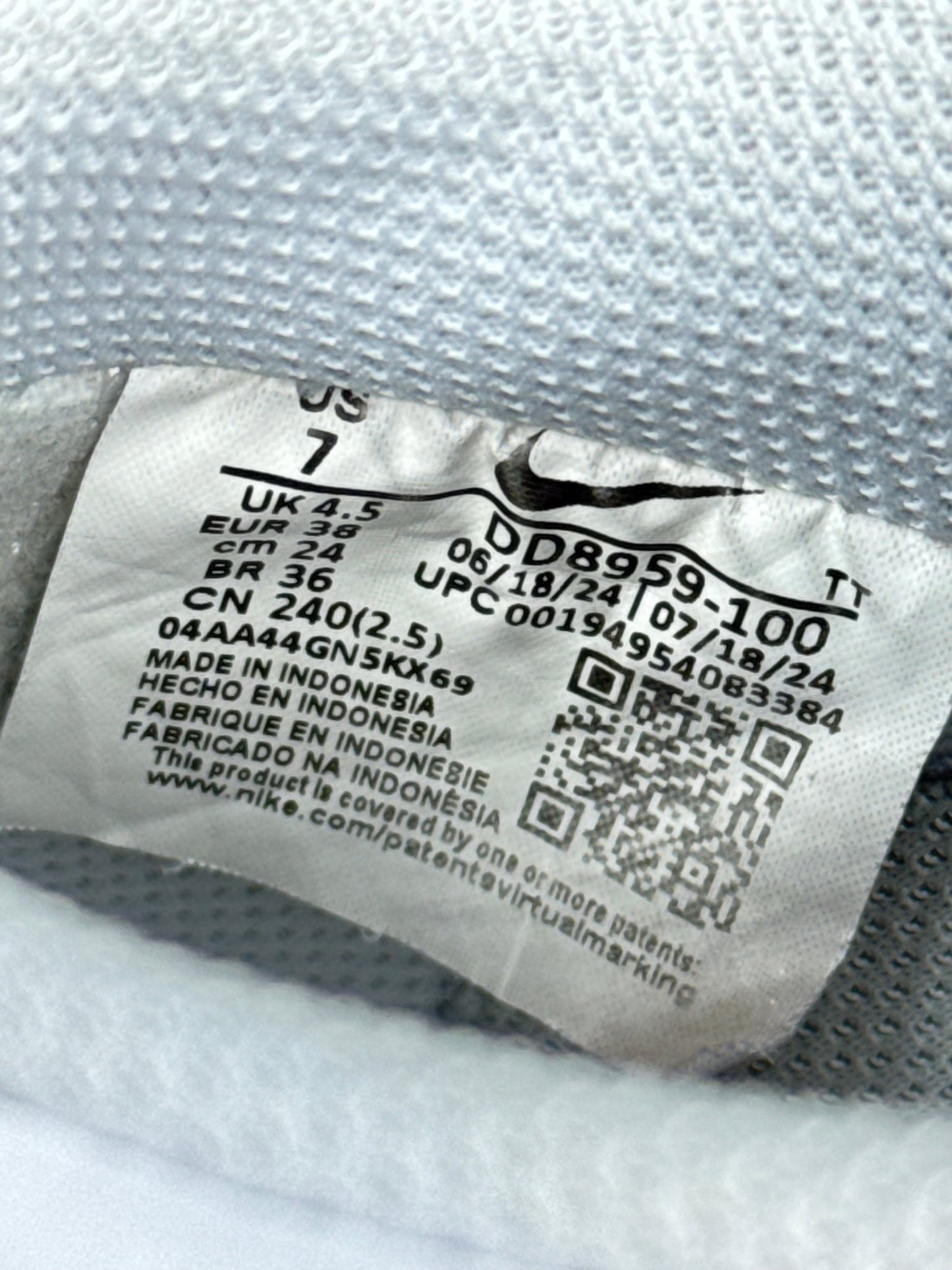 Nike Air Force 1 Low (38)