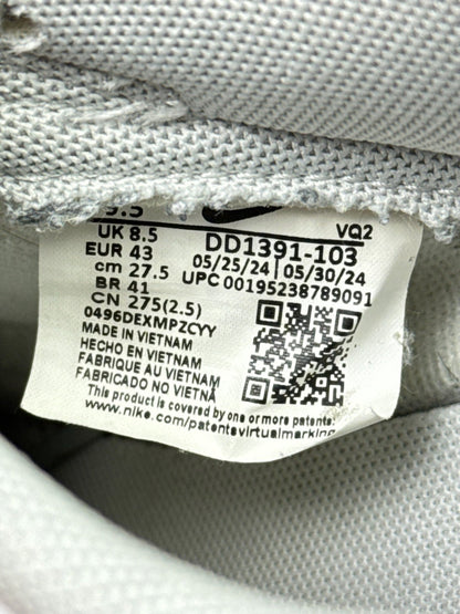 Nike Dunk Low (43)