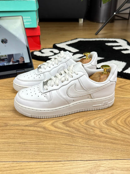 Nike Air Force 1 Low (38) - sneakilystore