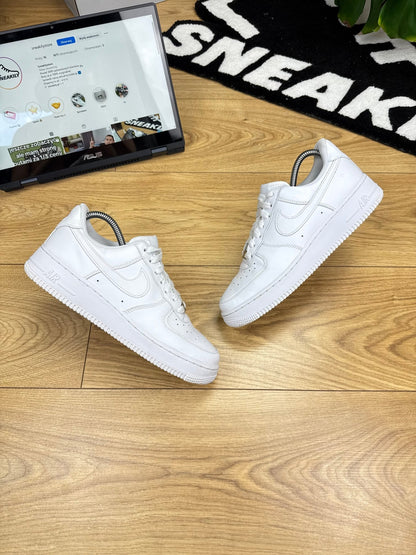 Nike Air Force 1 Low (40)