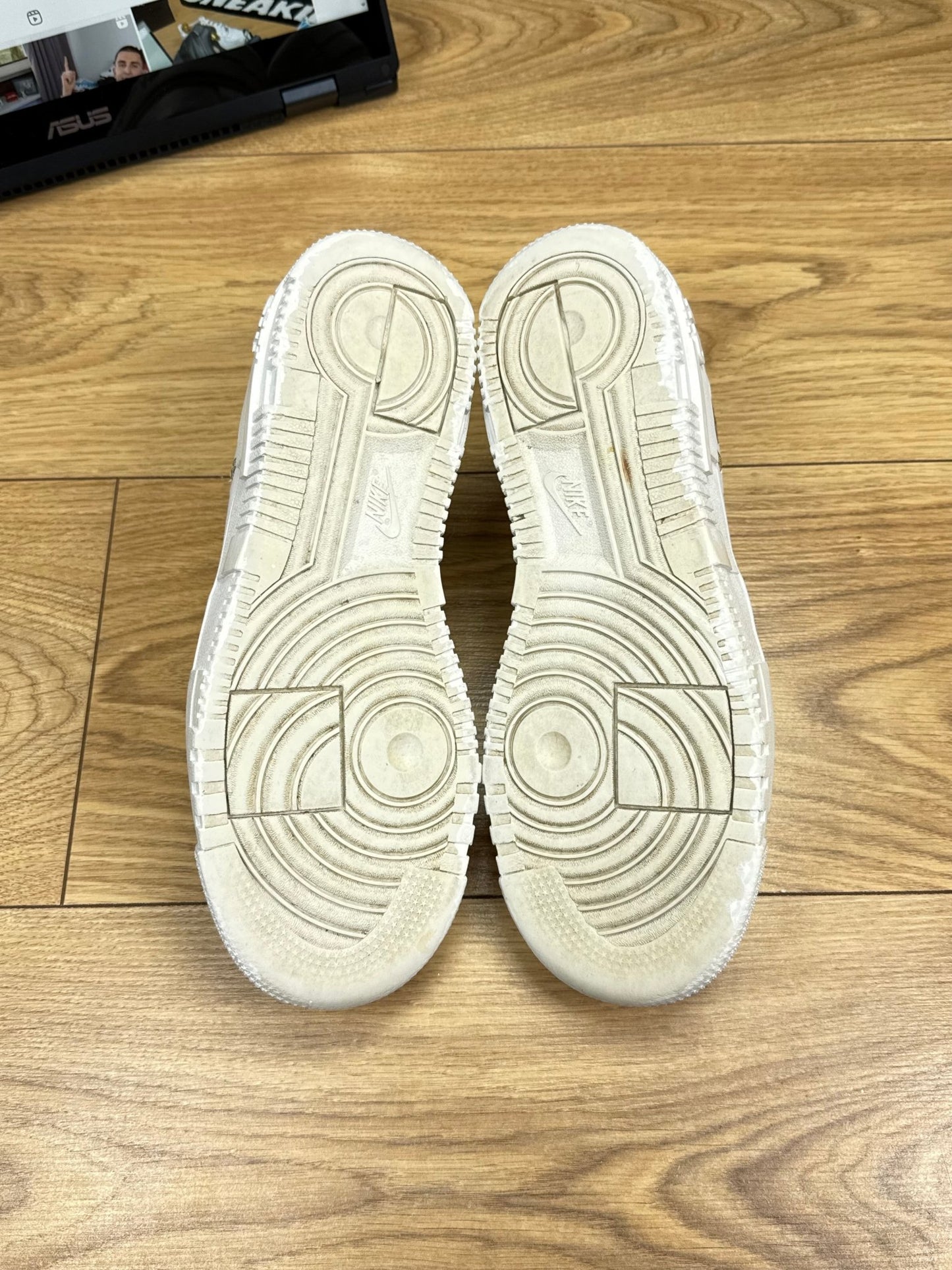 Nike Air Force 1 Pixel (40.5)