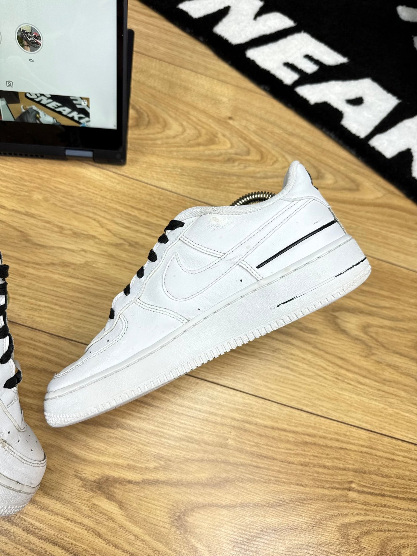 Nike Air Force 1 Low (40)