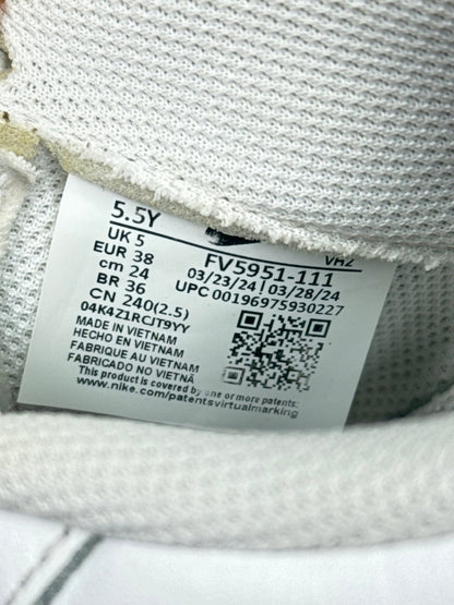 Nike Air Force 1 Low (38)