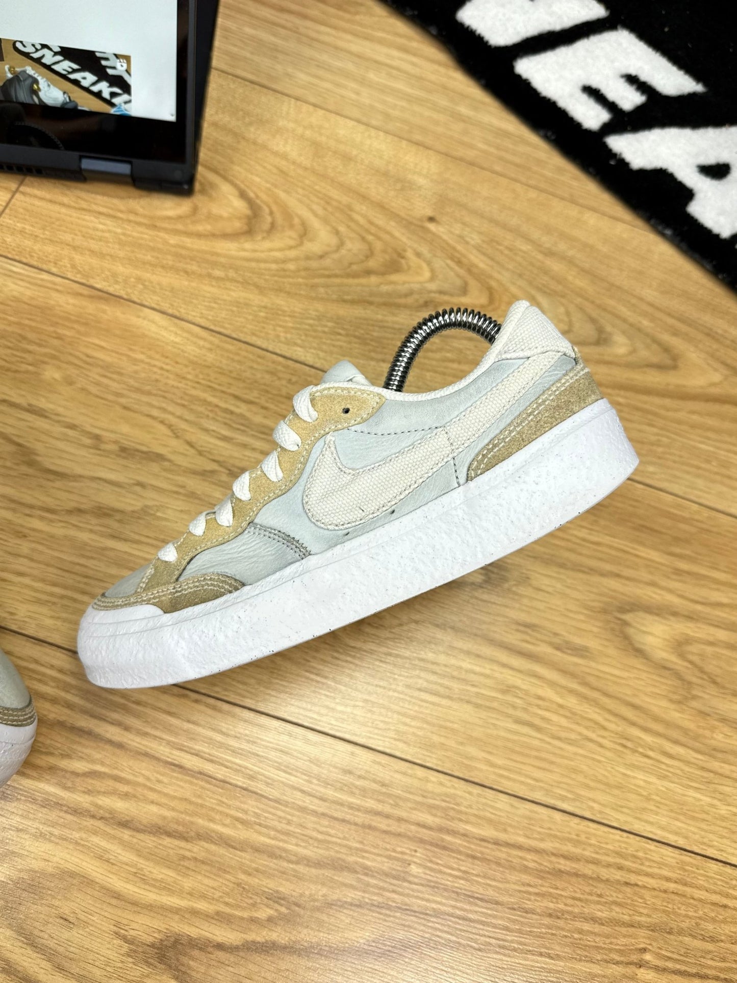 Nike SB Pogo Premium (37.5)