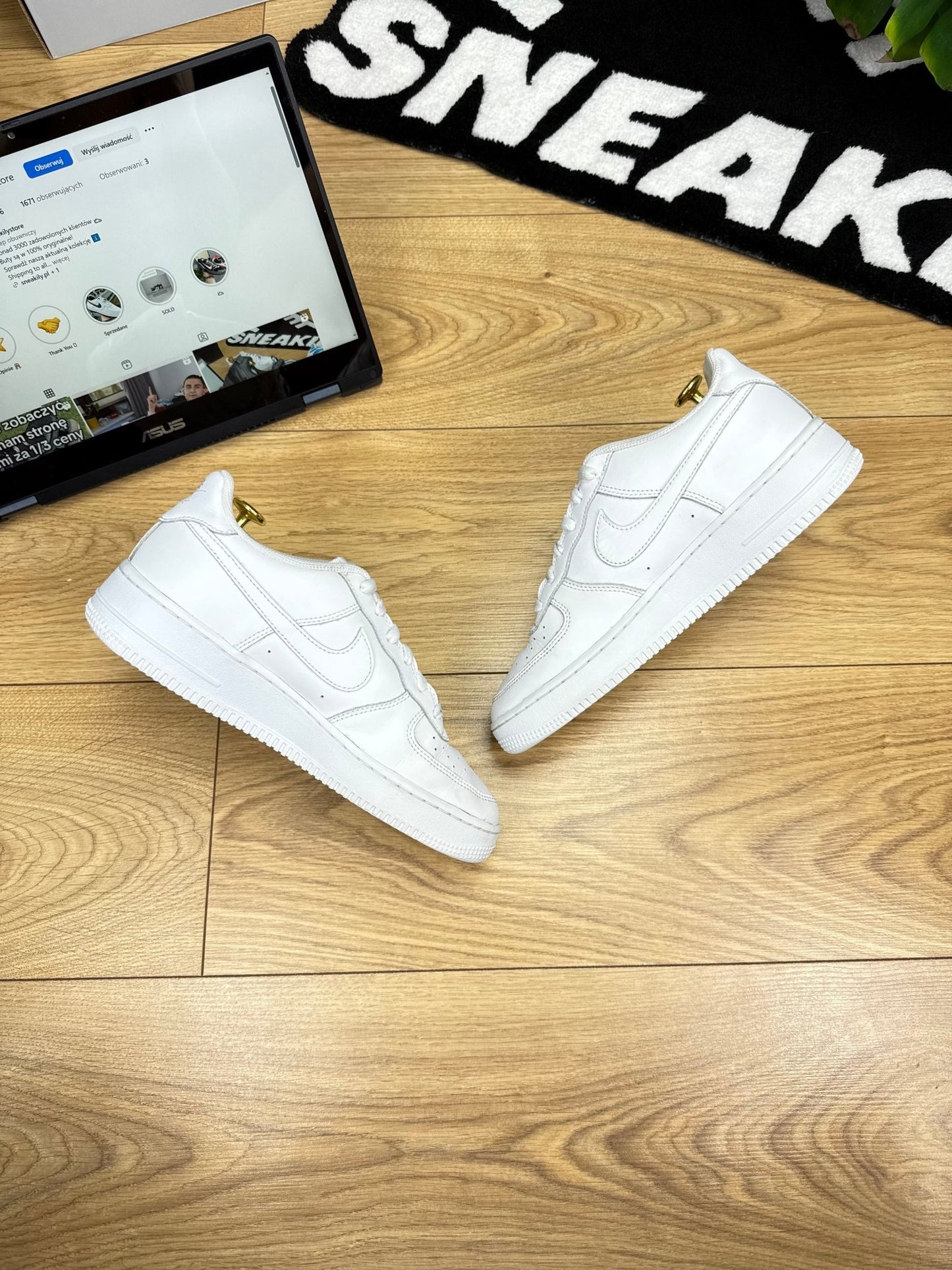 Nike Air Force 1 Low (40)