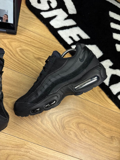 Nike Air Max 95 (42) - sneakilystore