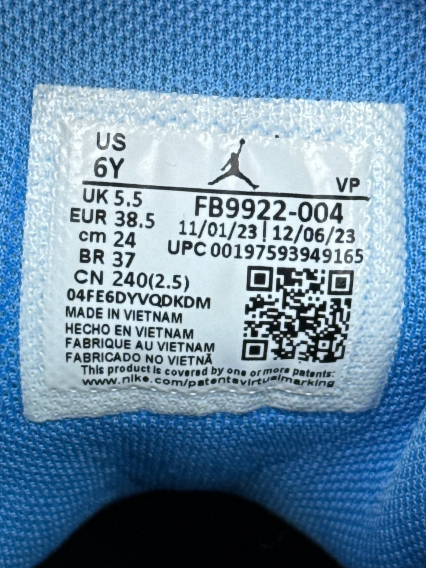 Nike Air Jordan Stay Loyal 3 (38.5)