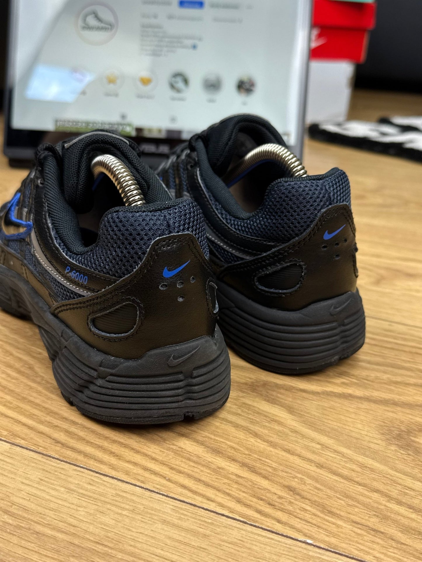 Nike P-6000 (38.5)
