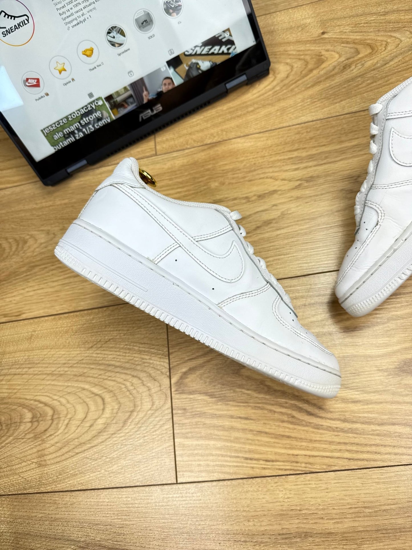 Nike Air Force 1 Low (40)