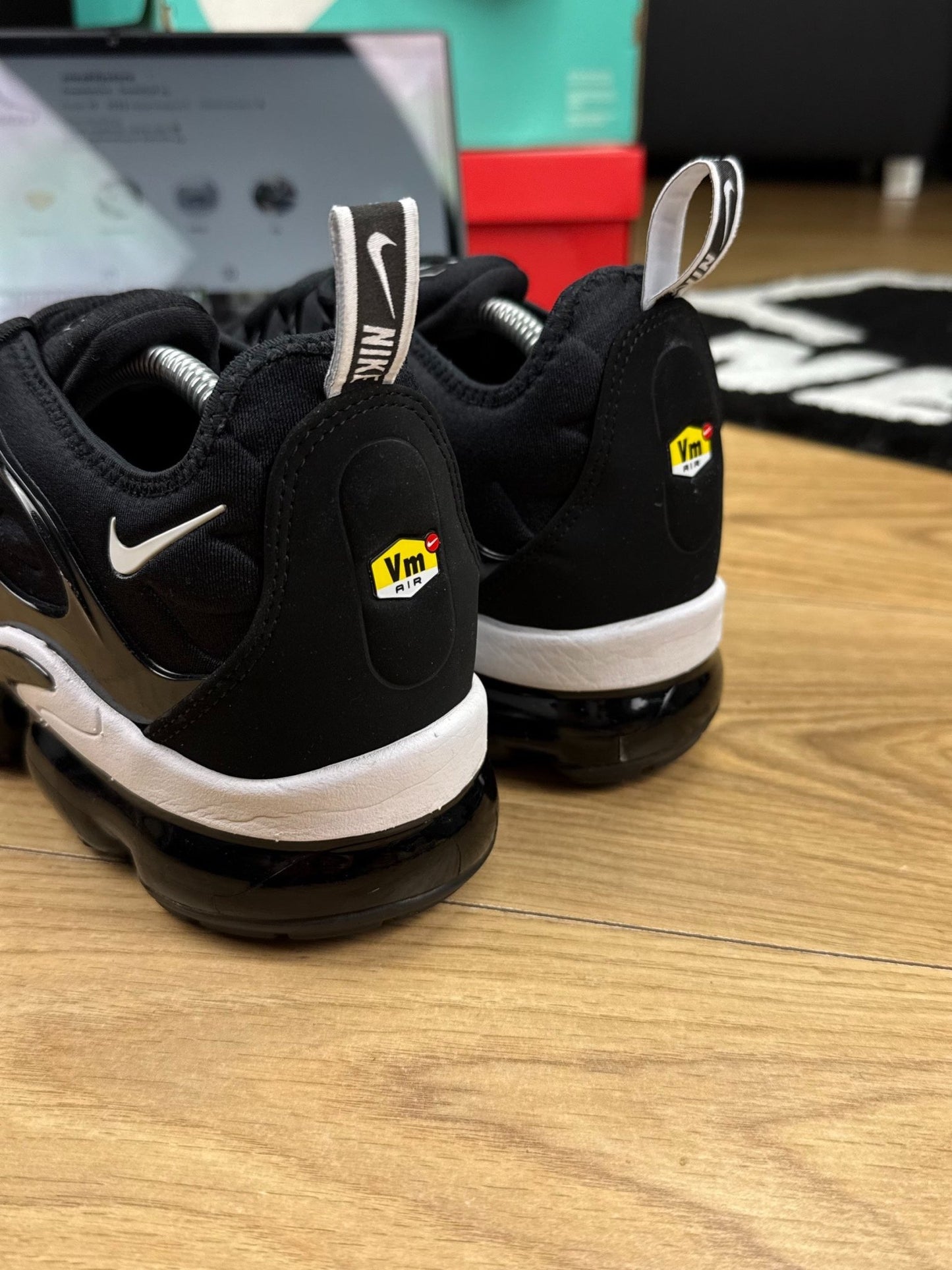 Nike Air Vapormax Plus (45) - sneakilystore