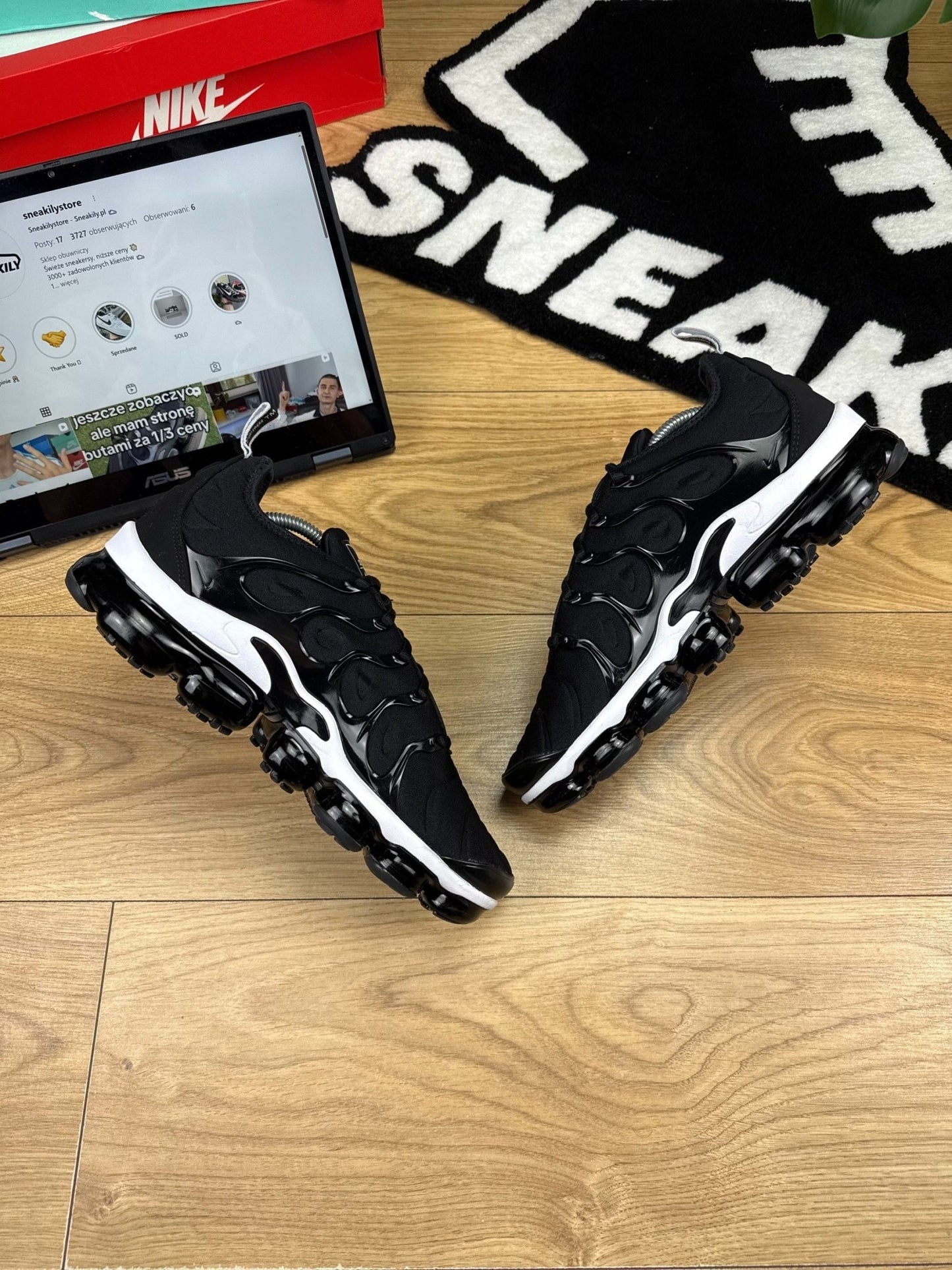 Nike Air Vapormax Plus (44)