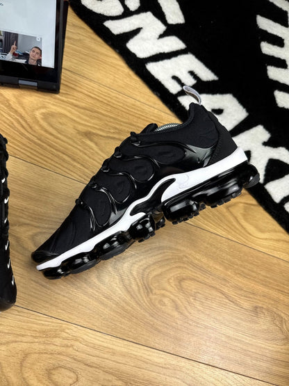 Nike Air Vapormax Plus (44)