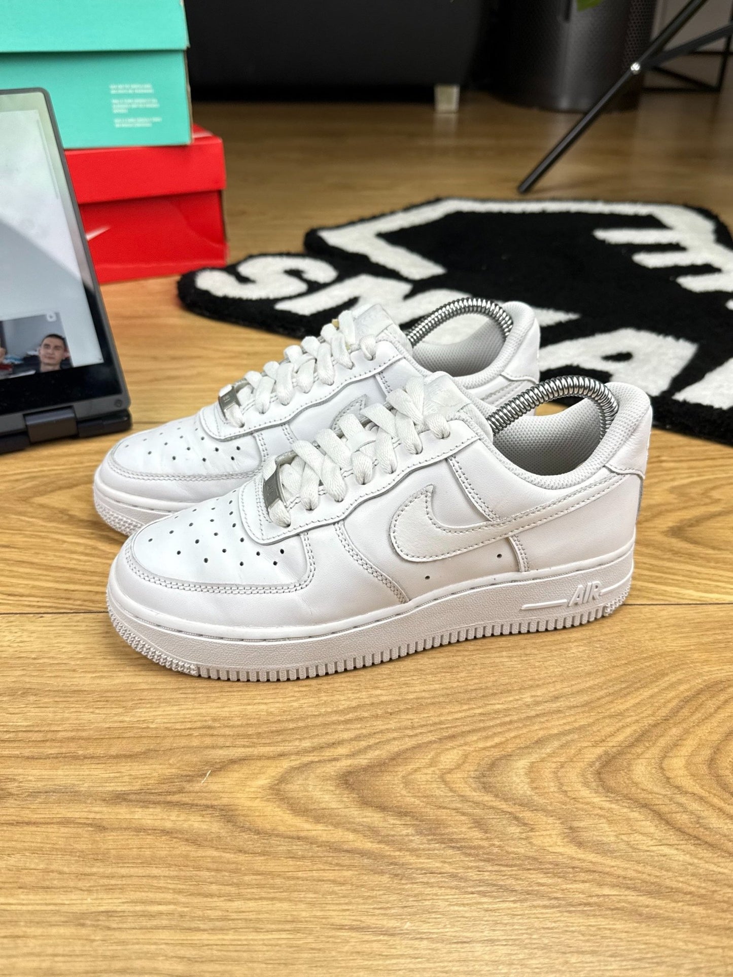 Nike Air Force 1 Low (36) - sneakilystore