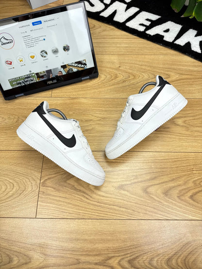 Nike Air Force 1 Low (38.5)