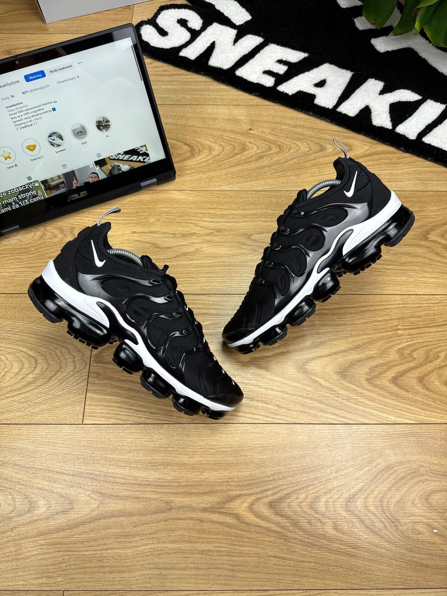 Nike Air Vapormax Plus (44)