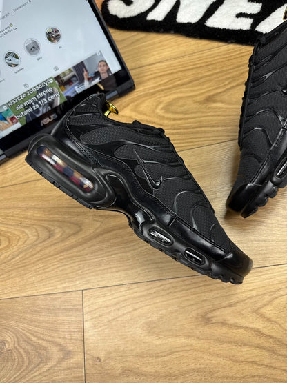Nike Air Max Plus (42.5) - sneakilystore