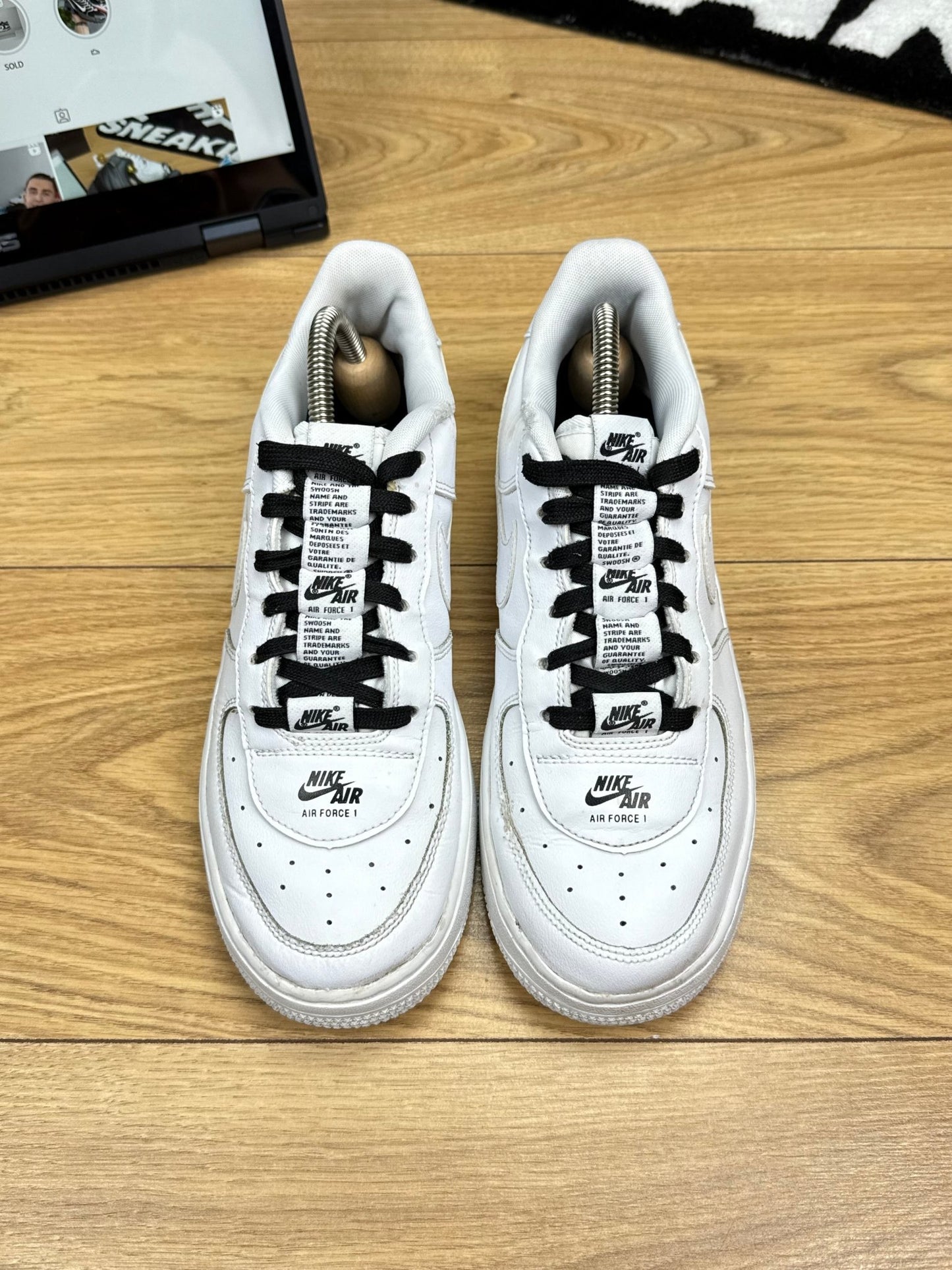 Nike Air Force 1 Low (40)