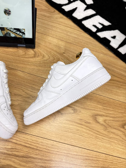 Nike Air Force 1 Low (38.5)