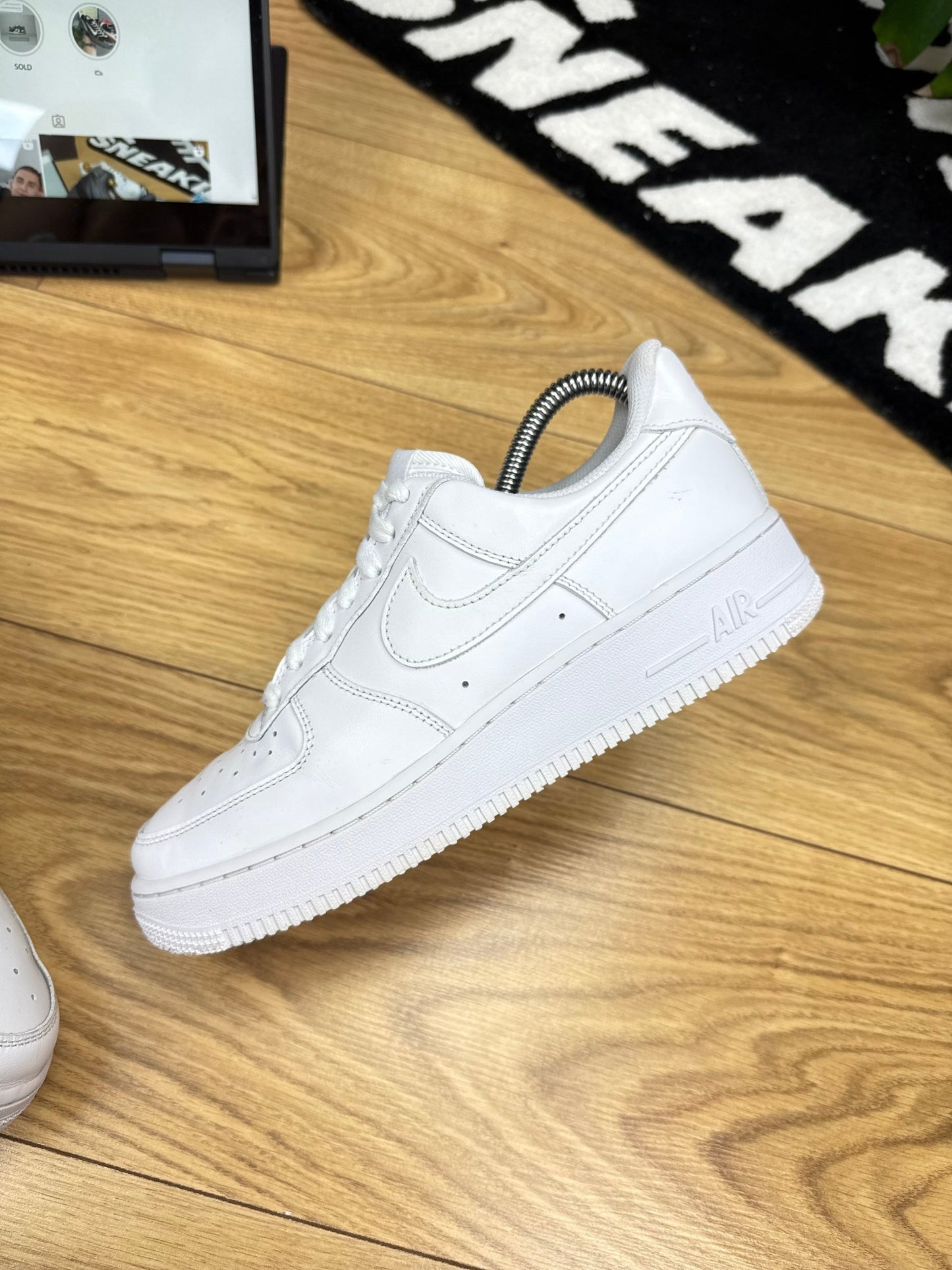 Nike Air Force 1 Low (40)