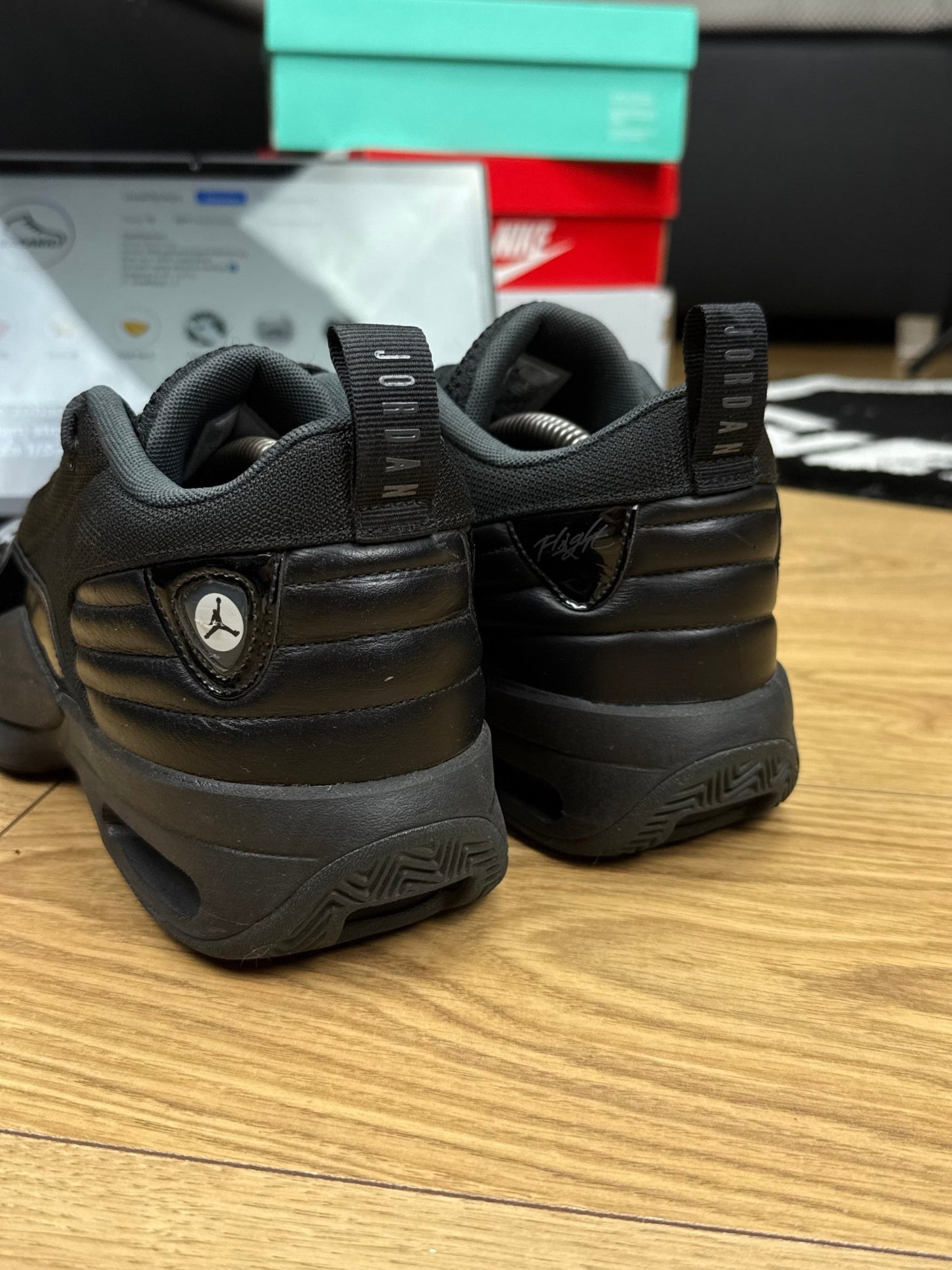 Nike Air Jordan Max Aura 6 (43)
