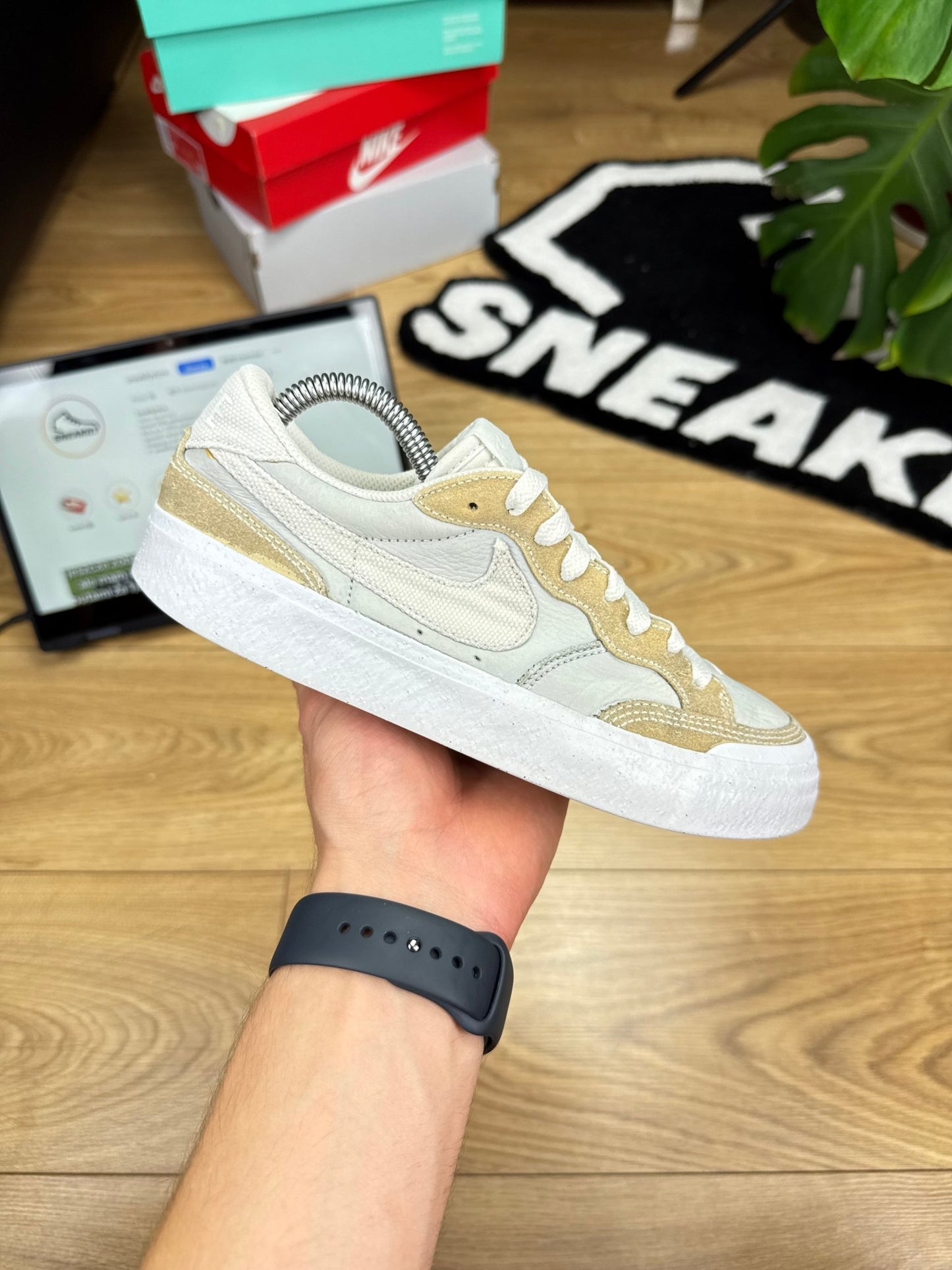Nike SB Pogo Premium (37.5)