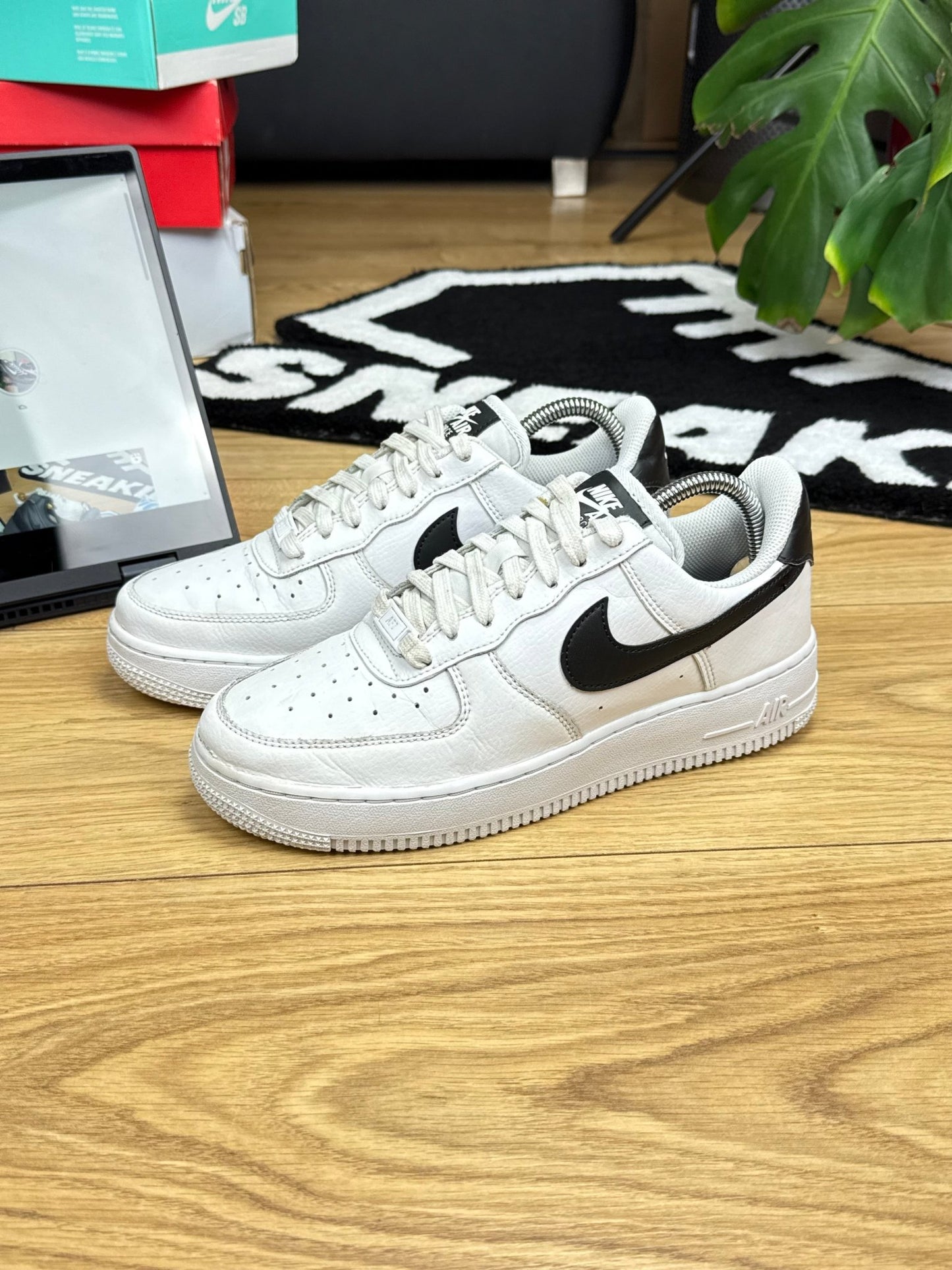 Nike Air Force 1 Low (40)