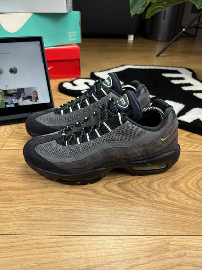Nike Air Max 95 (44) - sneakilystore