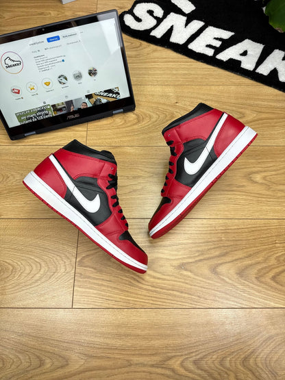 Nike Air Jordan 1 Mid (44.5)