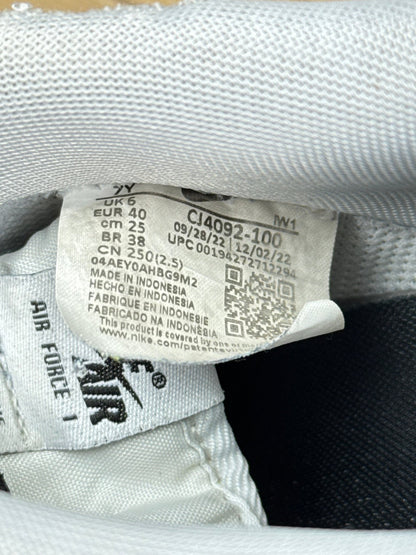 Nike Air Force 1 Low (40)