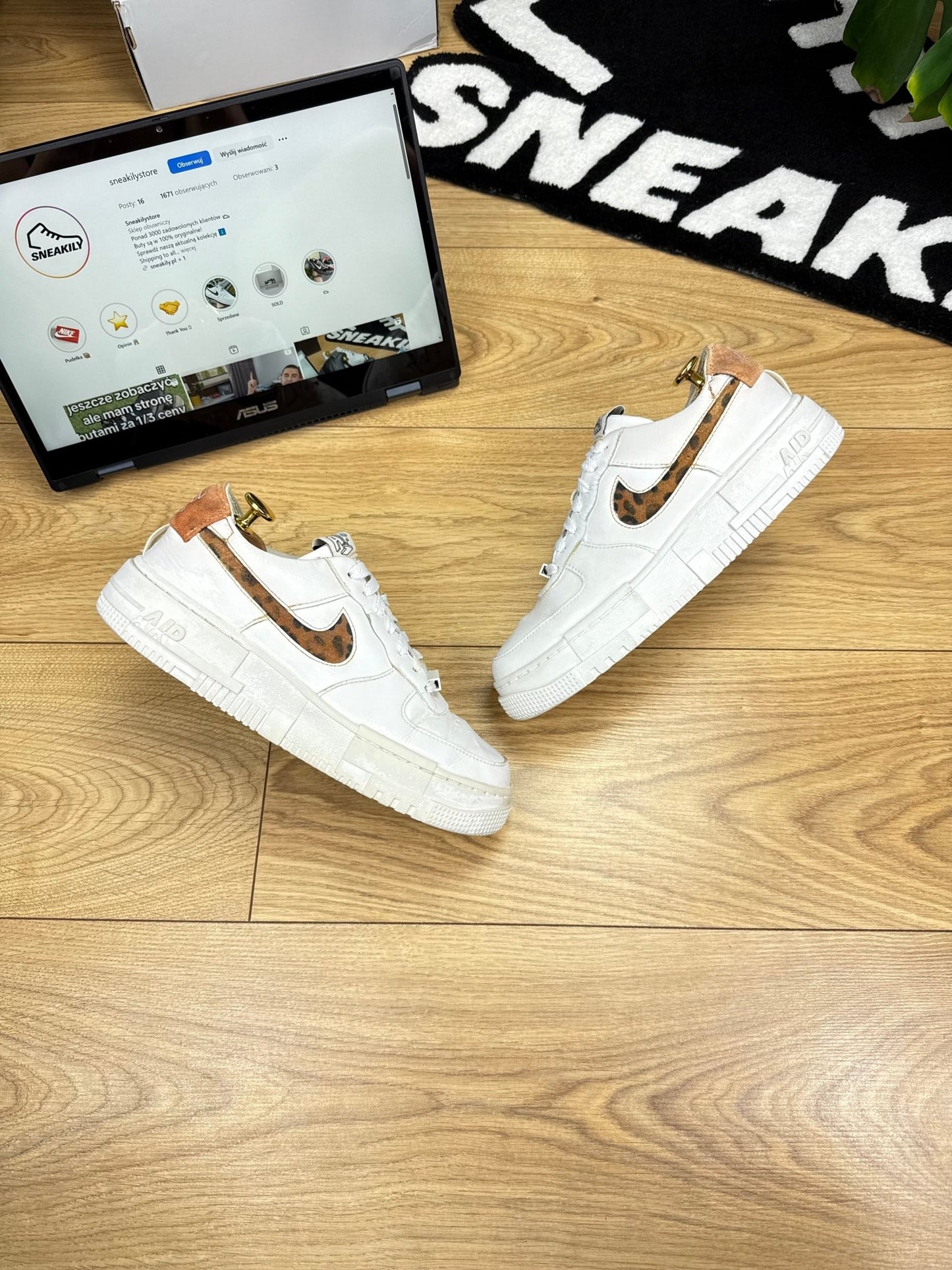 Nike Air Force 1 Pixel (40.5)