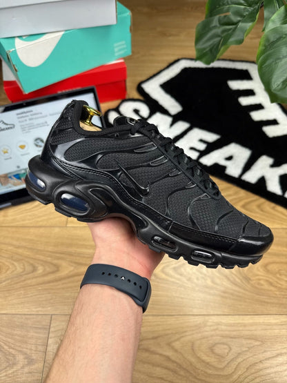 Nike Air Max Plus (42.5) - sneakilystore