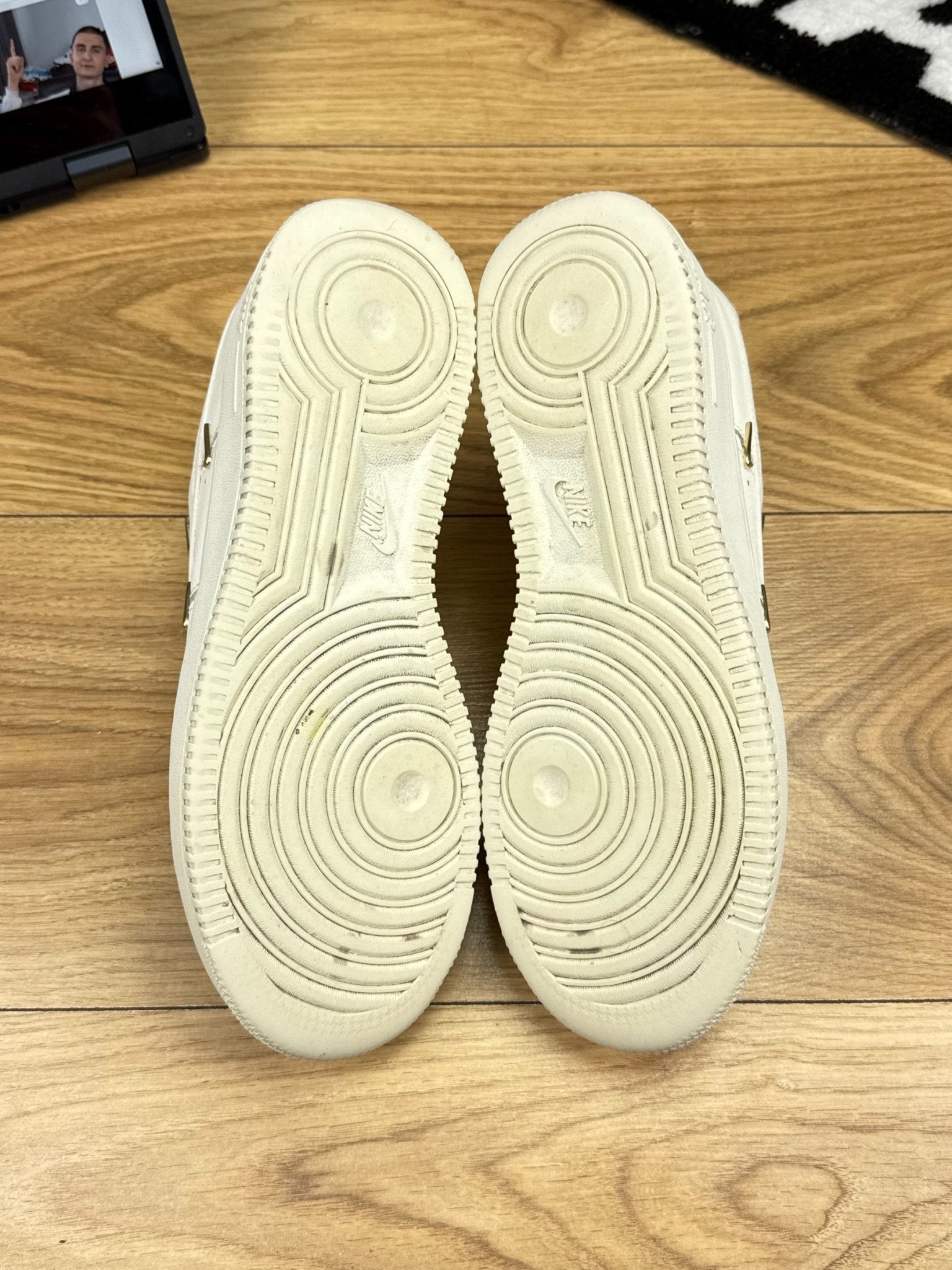 Nike Air Force 1 Low (40) - sneakilystore